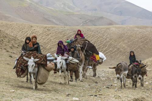 3° classificato ex aequo – Ancora in cammino-Afghanistan, guerra e siccità sul cammino dei nomadi di Bruno Zanzottera